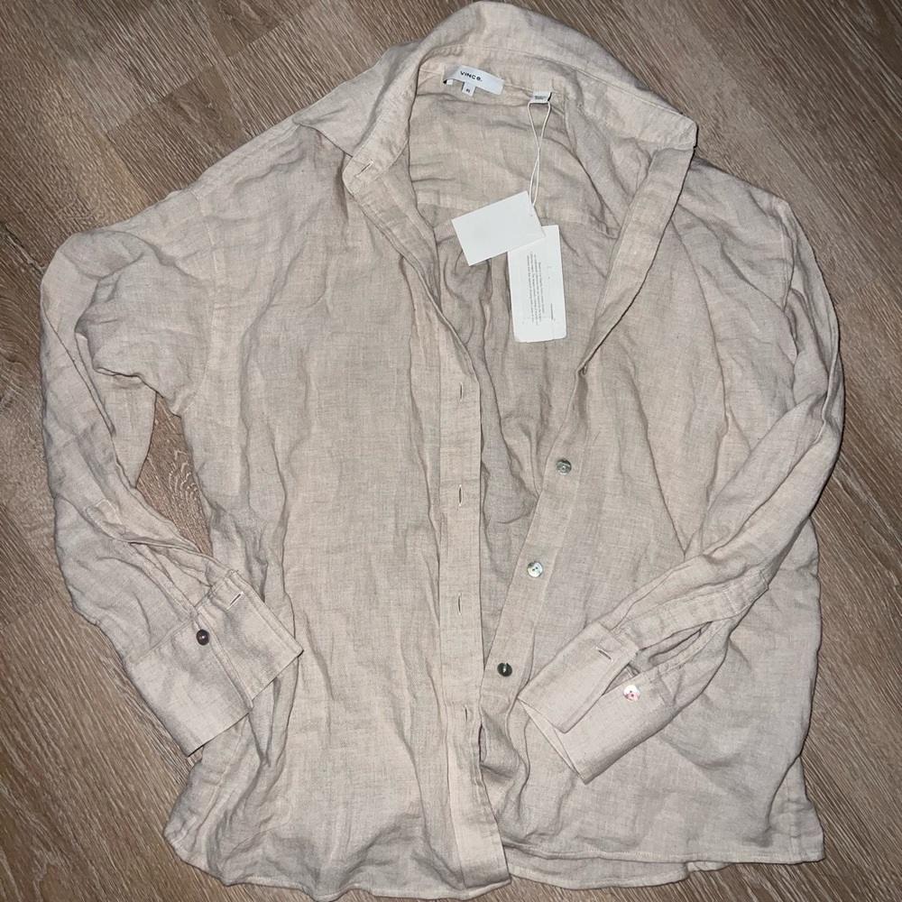Vince boxy button down in dove oat